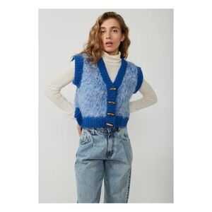 STELLA PARDO Paris Women’s Nelly Superfine Alpaca Knit Button Vest in Small Blue